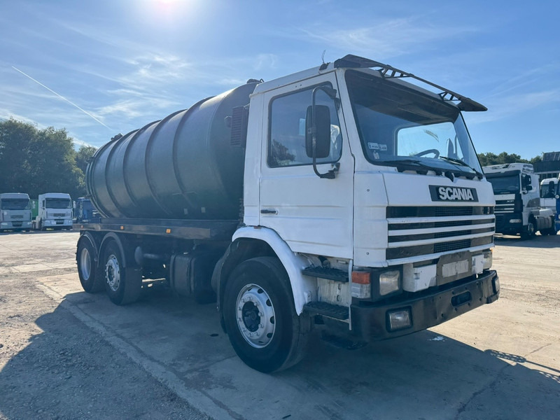 Scania 93 - 280 (14.000L / MANUAL PUMP & GEARBOX / 6X2) - משאית ואקום: תמונה 3 Scania 93 - 280 (14.000L / MANUAL PUMP & GEARBOX / 6X2) - משאית ואקום: תמונה 3