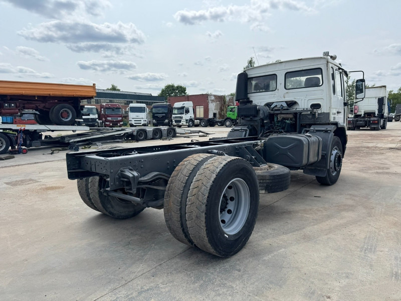 Volvo FL 6 - 220 (FULL STEEL SUSPENSION / MANUAL GEARBOX / PERFECT) - משאית עם שלדת תא: תמונה 5 Volvo FL 6 - 220 (FULL STEEL SUSPENSION / MANUAL GEARBOX / PERFECT) - משאית עם שלדת תא: תמונה 5