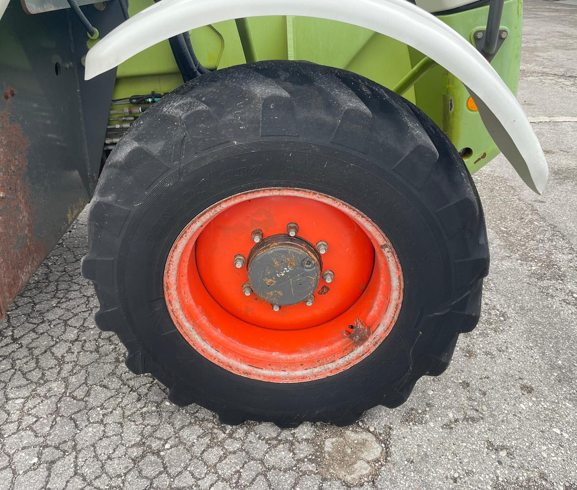 CLAAS TELESCOPICO TARGO K 70 - מפעיל טלסקופי: תמונה 5 CLAAS TELESCOPICO TARGO K 70 - מפעיל טלסקופי: תמונה 5