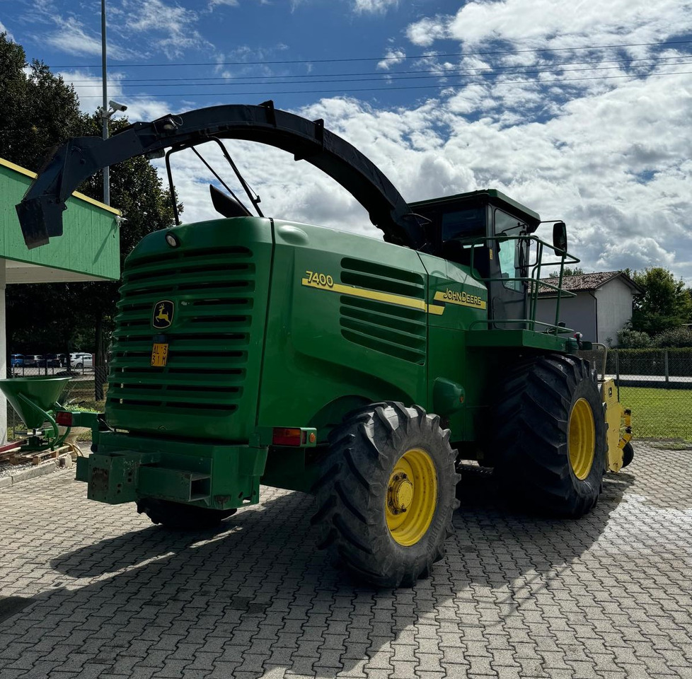 JOHN DEERE TRINCIA 7400 - מקצרת מספוא: תמונה 3 JOHN DEERE TRINCIA 7400 - מקצרת מספוא: תמונה 3