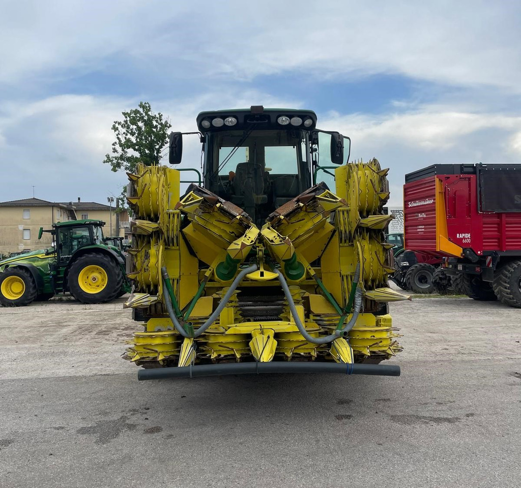 JOHN DEERE TRINCIA 7950 - מקצרת מספוא: תמונה 4 JOHN DEERE TRINCIA 7950 - מקצרת מספוא: תמונה 4