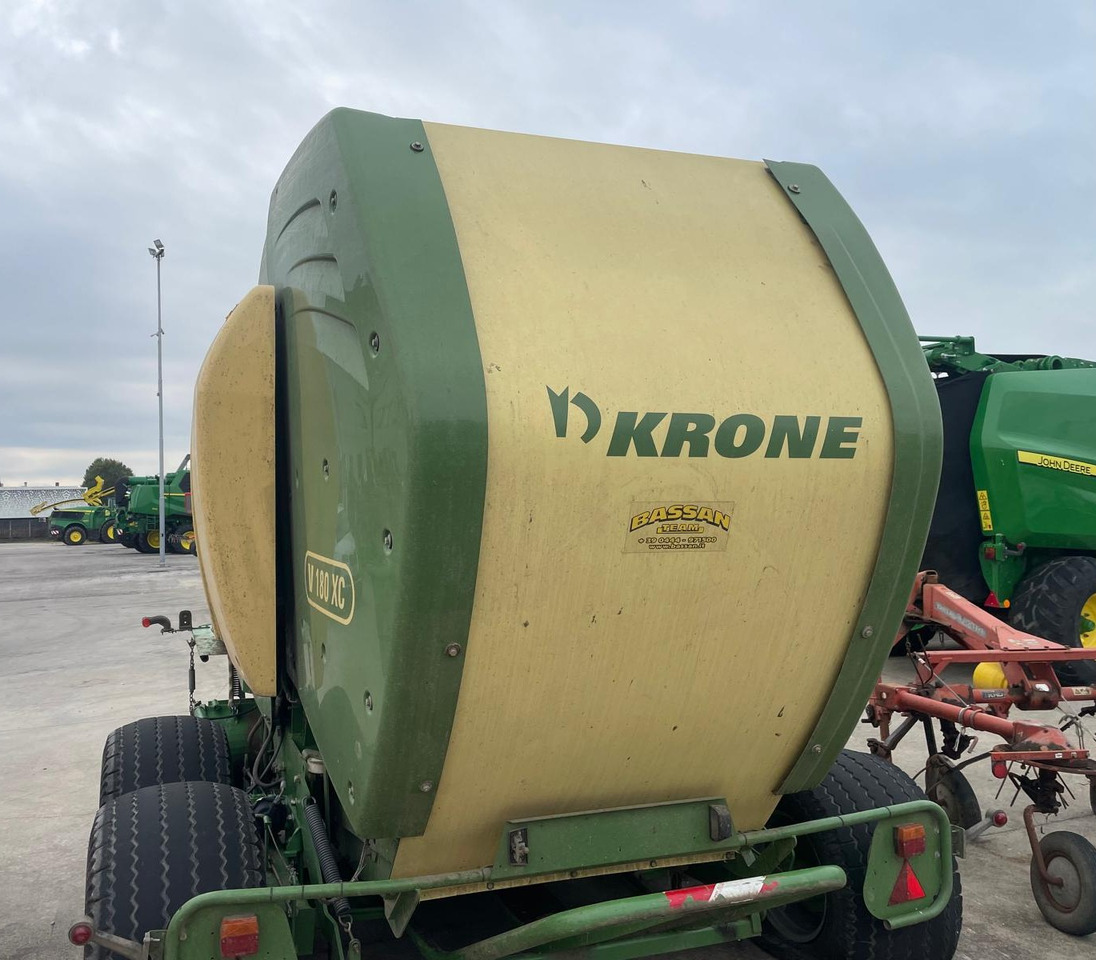 KRONE ROTOPRESSA V 180 XC - מכונת צרור עגולה: תמונה 2 KRONE ROTOPRESSA V 180 XC - מכונת צרור עגולה: תמונה 2