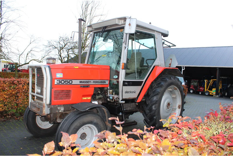 Massey Ferguson 3050 - טרקטור חקלאי: תמונה 4 Massey Ferguson 3050 - טרקטור חקלאי: תמונה 4