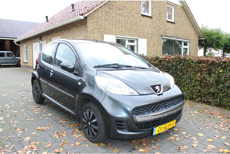 Peugeot 107 - האצ'בק: תמונה 1 Peugeot 107 - האצ'בק: תמונה 1