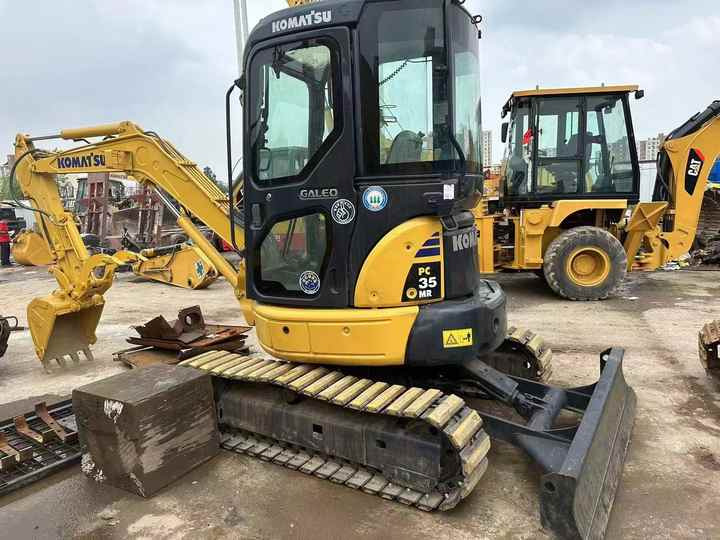 Best Quality Komatsu PC35mr Used Mini Excavator Earth-moving Machinery in Good Performance - מחפר סורק: תמונה 2 Best Quality Komatsu PC35mr Used Mini Excavator Earth-moving Machinery in Good Performance - מחפר סורק: תמונה 2