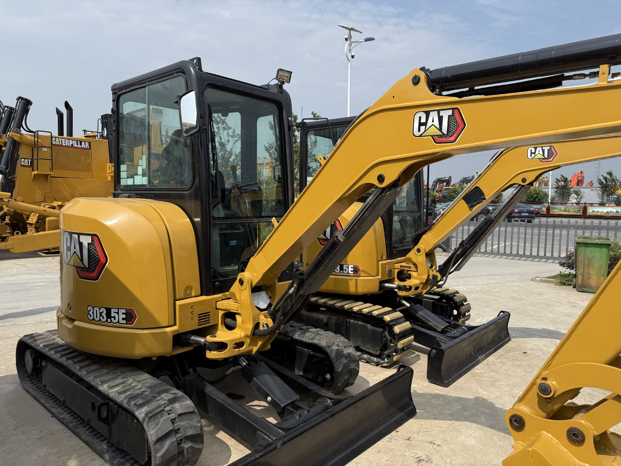 CATERPILLAR 303.5e - מיני מחפר: תמונה 3 CATERPILLAR 303.5e - מיני מחפר: תמונה 3