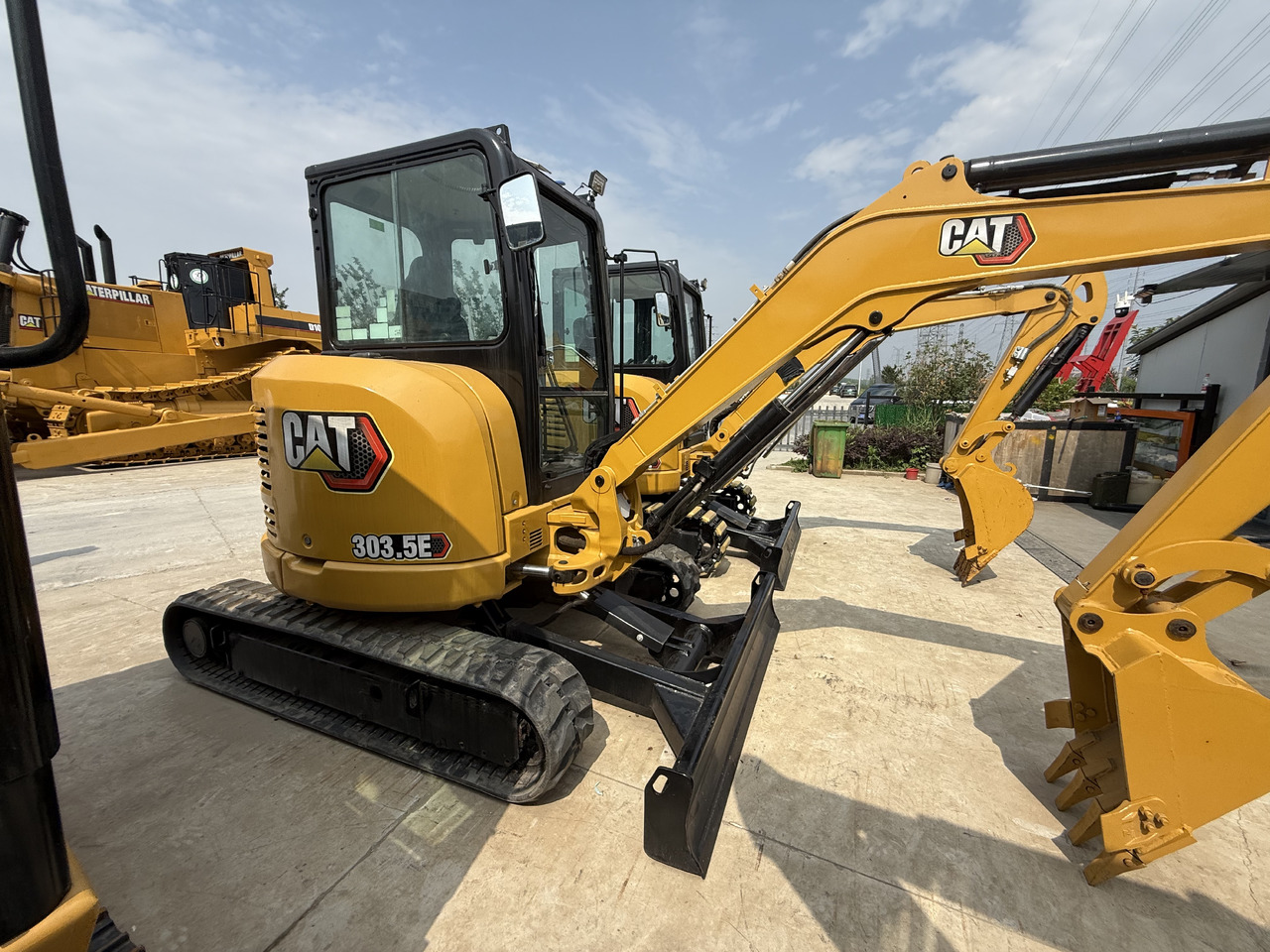 CATERPILLAR 303.5e - מיני מחפר: תמונה 1 CATERPILLAR 303.5e - מיני מחפר: תמונה 1