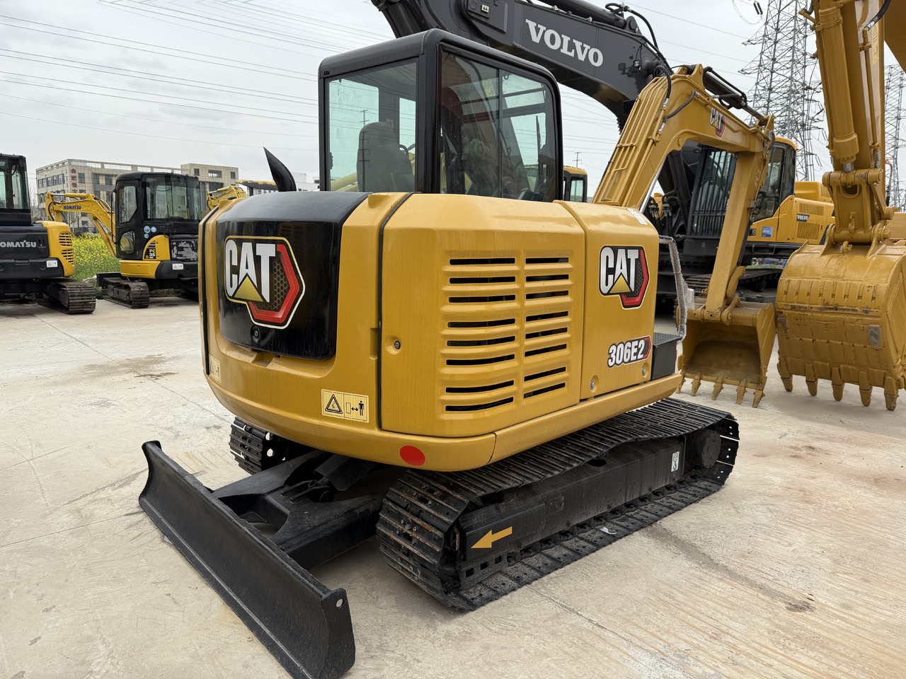 CATERPILLAR 306e - מיני מחפר: תמונה 2 CATERPILLAR 306e - מיני מחפר: תמונה 2