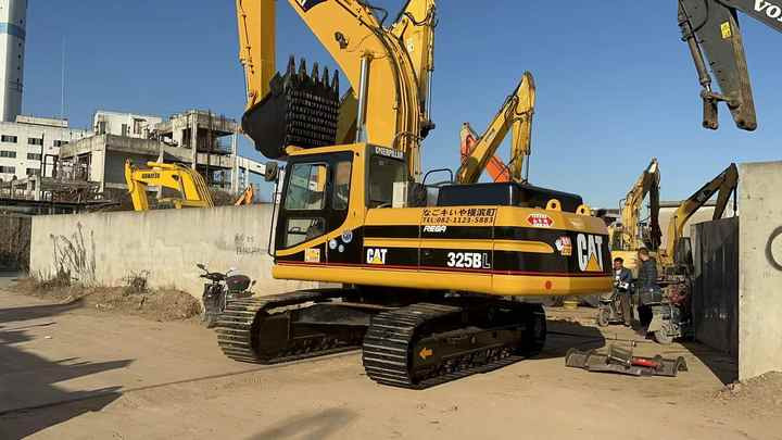 Cat325B Low Working Time CAT 320 325D 315D Excavator Caterpillar Used 25ton Cat325B Medium Size Digger - מחפר: תמונה 5 Cat325B Low Working Time CAT 320 325D 315D Excavator Caterpillar Used 25ton Cat325B Medium Size Digger - מחפר: תמונה 5