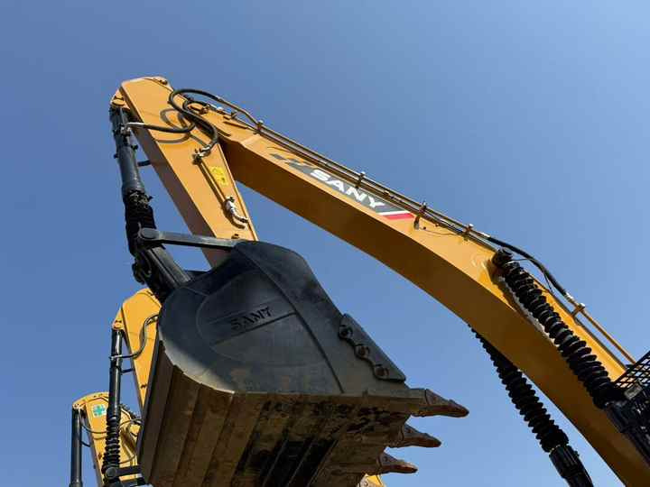 China Brand Sany 335h 35tons Excavator for Sale HIgh Quality Sany 305 335 365 Large Excavator Hot Sale - מחפר סורק: תמונה 3 China Brand Sany 335h 35tons Excavator for Sale HIgh Quality Sany 305 335 365 Large Excavator Hot Sale - מחפר סורק: תמונה 3