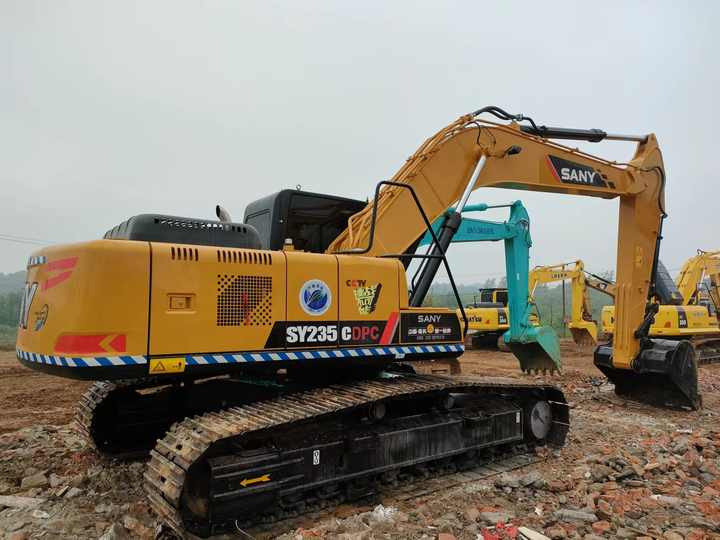 China Famous Brand Used Sany 23ton Excavator Used Sany SY235C Hydraulic Excavator 95% New with Excellent Performance for Sale - מחפר סורק: תמונה 3 China Famous Brand Used Sany 23ton Excavator Used Sany SY235C Hydraulic Excavator 95% New with Excellent Performance for Sale - מחפר סורק: תמונה 3
