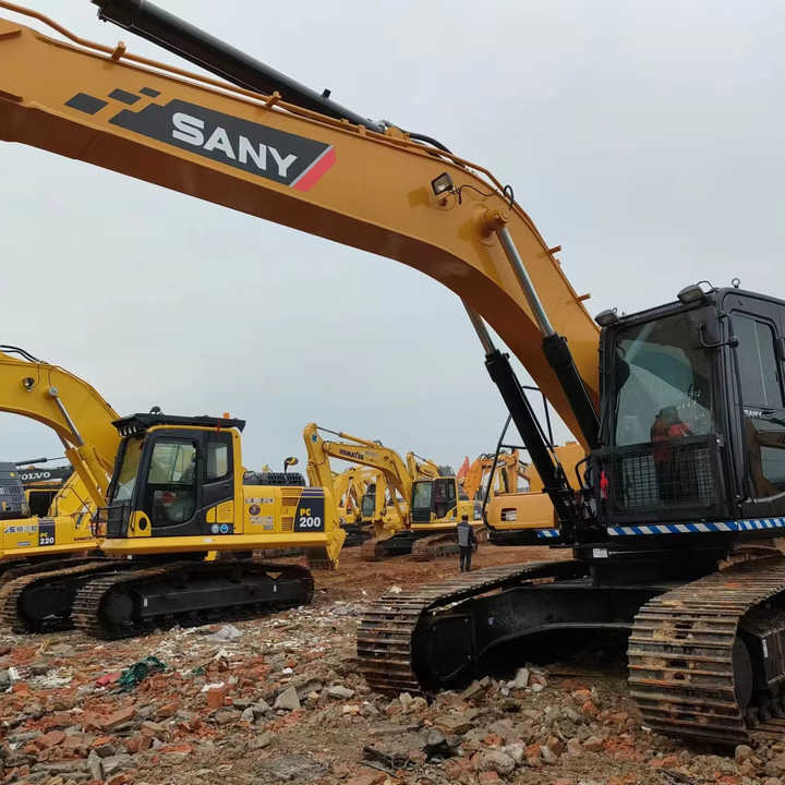 China Famous Brand Used Sany 23ton Excavator Used Sany SY235C Hydraulic Excavator 95% New with Excellent Performance for Sale - מחפר סורק: תמונה 1 China Famous Brand Used Sany 23ton Excavator Used Sany SY235C Hydraulic Excavator 95% New with Excellent Performance for Sale - מחפר סורק: תמונה 1