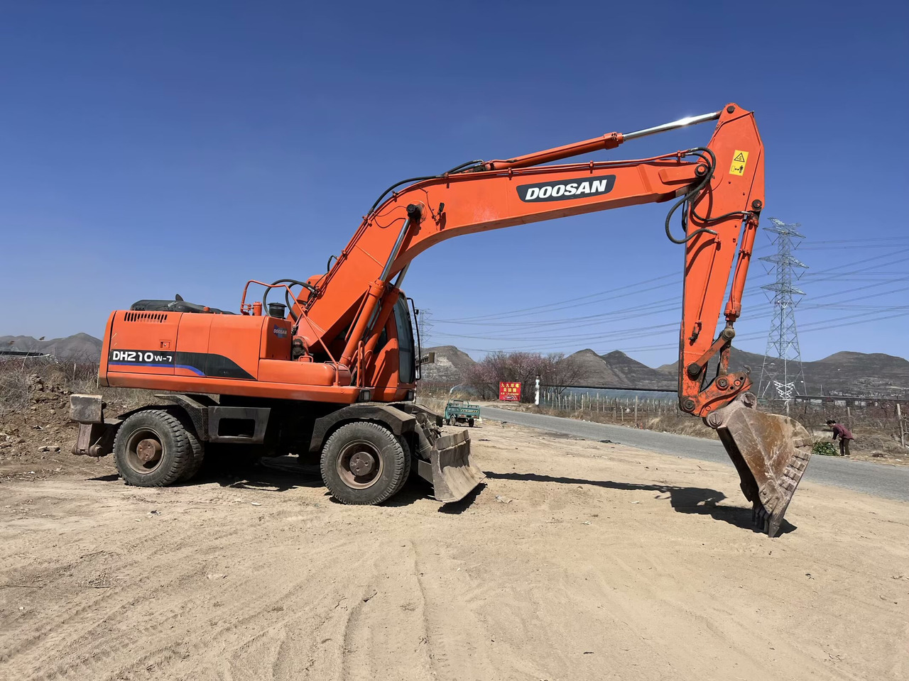 DOOSAN 210w-7 - מחפר גלגלים: תמונה 4 DOOSAN 210w-7 - מחפר גלגלים: תמונה 4