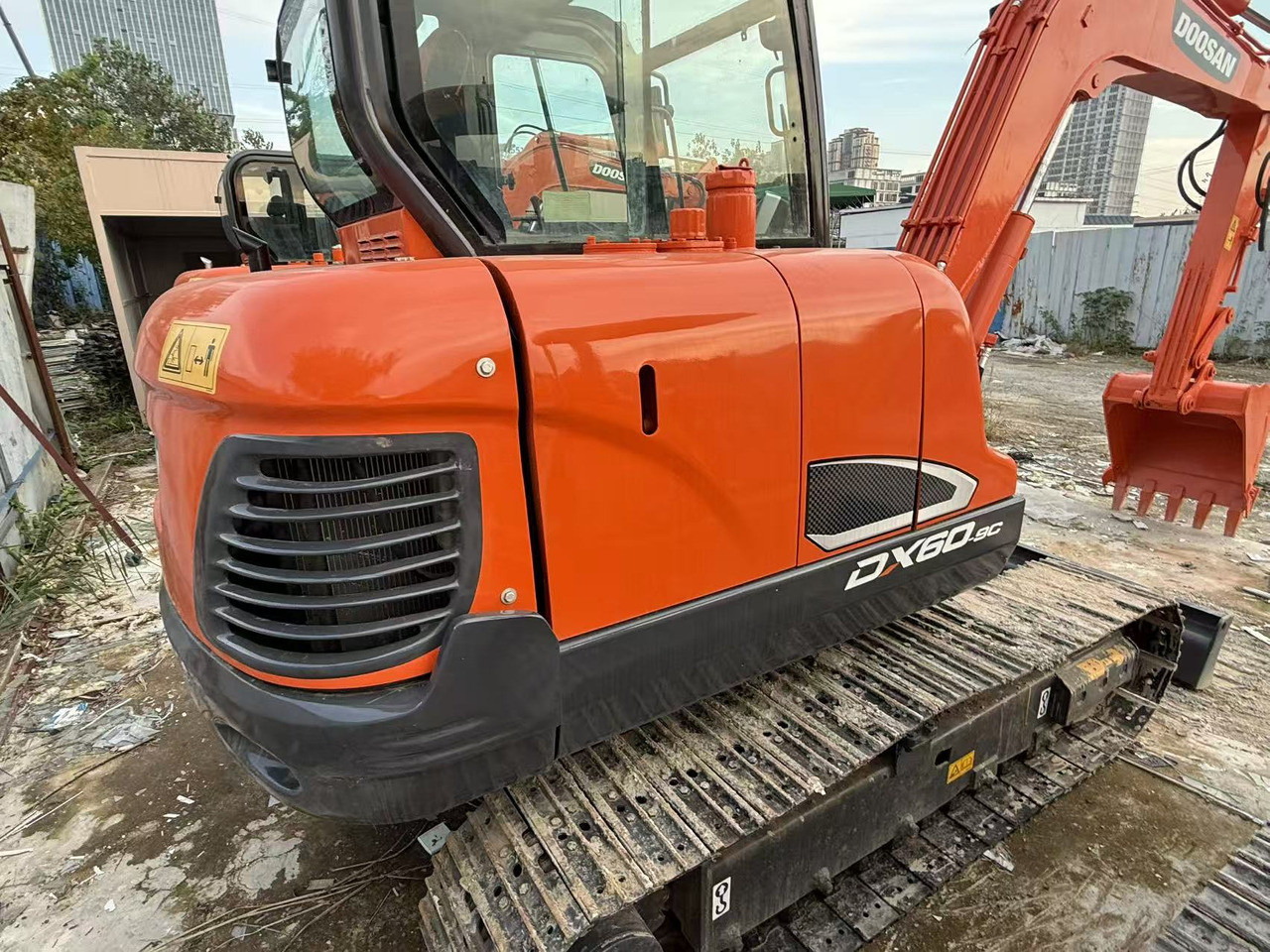 DOOSAN Used large Doosan DX60 excavators, original DX60 used excavators, 6-ton DX60 hydraulic excavators, best-selling at low prices. - מיני מחפר: תמונה 2 DOOSAN Used large Doosan DX60 excavators, original DX60 used excavators, 6-ton DX60 hydraulic excavators, best-selling at low prices. - מיני מחפר: תמונה 2