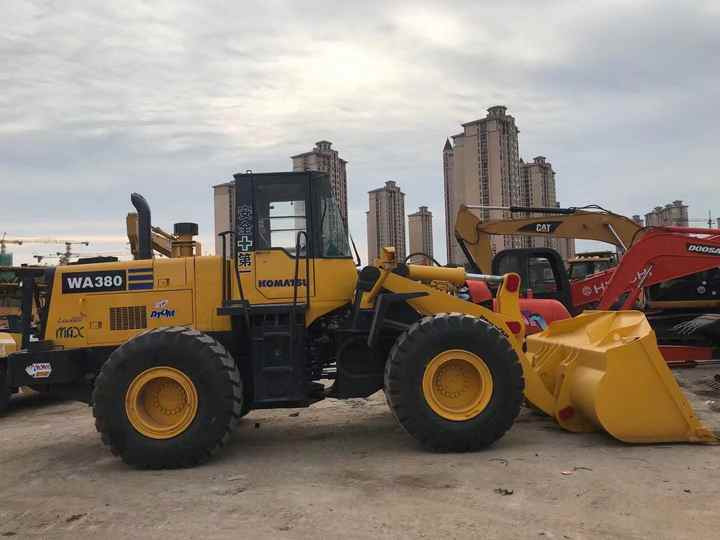 Good Condition Second Hand WA380-3 Front Wheel Loader for Cheap Price Hot Sale in China - מעמיס גלגלים: תמונה 5 Good Condition Second Hand WA380-3 Front Wheel Loader for Cheap Price Hot Sale in China - מעמיס גלגלים: תמונה 5