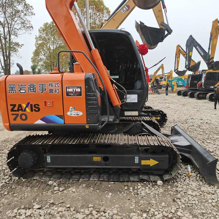 HITACHI ZX70 Original Japan Surplus Hitachi ZX70 for Sale - מחפר סורק: תמונה 2 HITACHI ZX70 Original Japan Surplus Hitachi ZX70 for Sale - מחפר סורק: תמונה 2