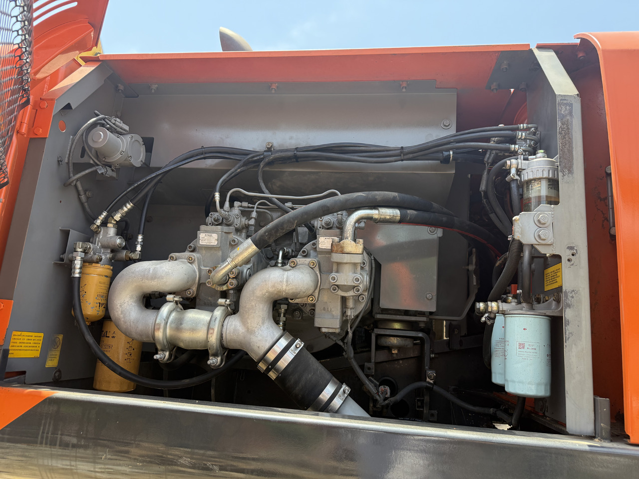 מחפר גלגלים HITACHI used hitachi 350-5g  excavator [ Copy ]: תמונה 17