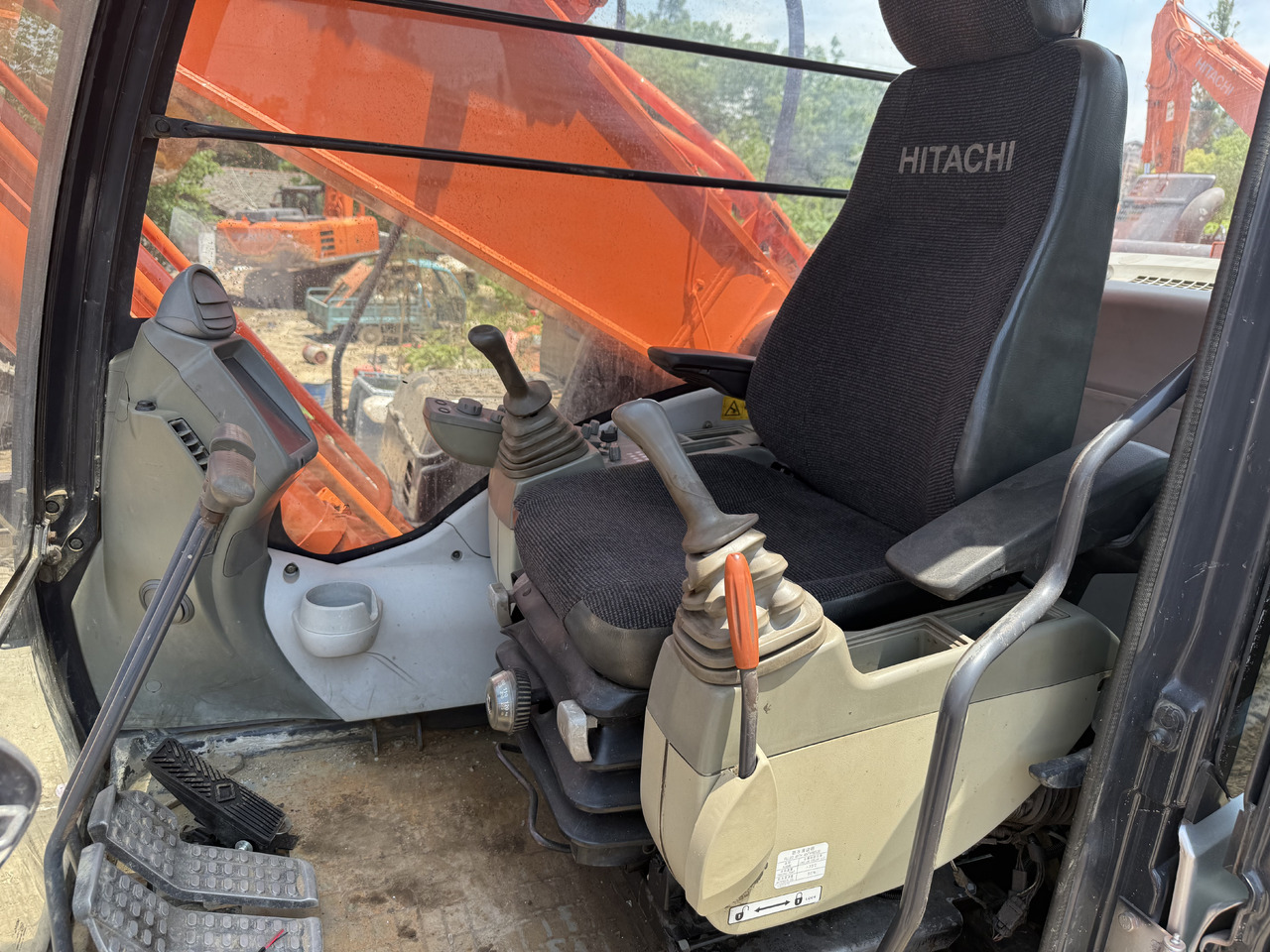 מחפר גלגלים HITACHI used hitachi 350-5g  excavator [ Copy ]: תמונה 20