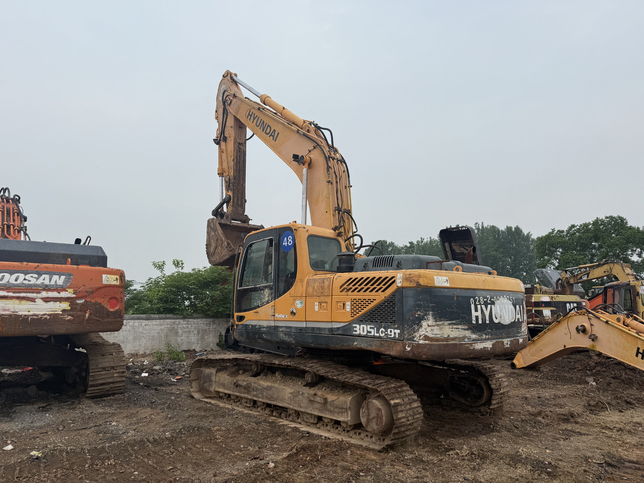 מחפר סורק Hyundai 305-9t [ Copy ]: תמונה 12