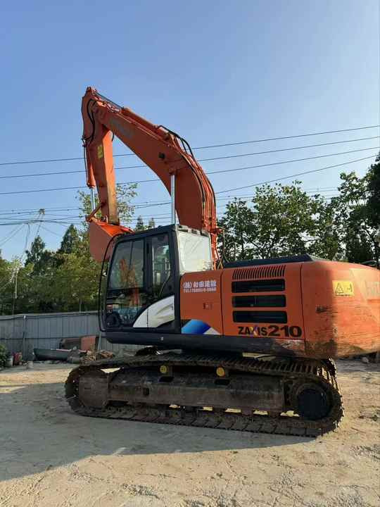 Japanese Original Hitachi 210 Outdoor Crawler Type Second-hand Excavator - מחפר סורק: תמונה 5 Japanese Original Hitachi 210 Outdoor Crawler Type Second-hand Excavator - מחפר סורק: תמונה 5