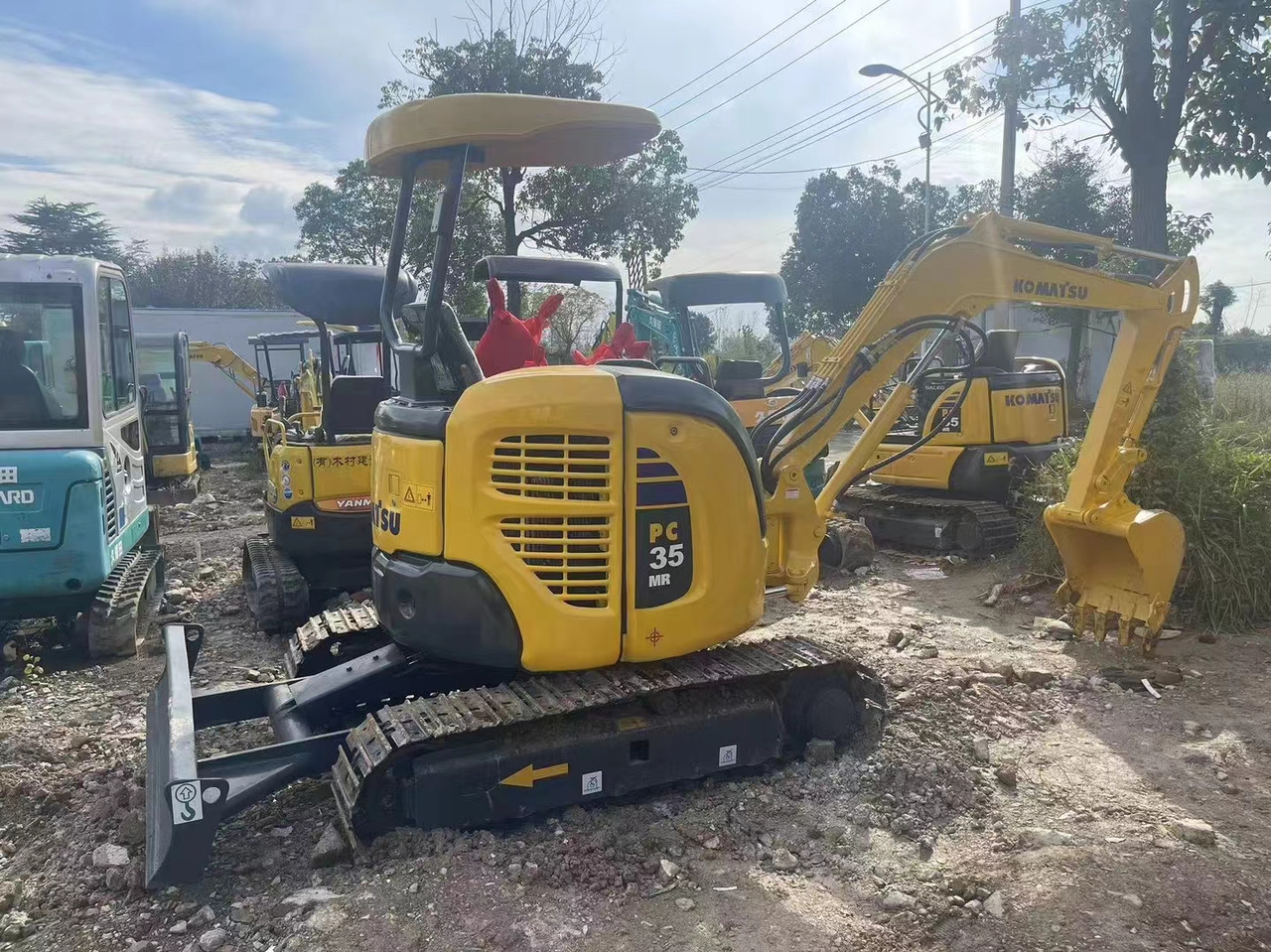 KOMATSU PC35 - מיני מחפר: תמונה 1 KOMATSU PC35 - מיני מחפר: תמונה 1