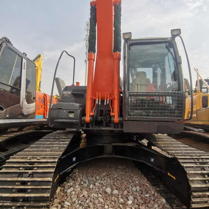 Original Japan Hitachi ZX200-3 Excavator Hitachi Excavator in Low Price for Hot Sale - מחפר סורק: תמונה 4 Original Japan Hitachi ZX200-3 Excavator Hitachi Excavator in Low Price for Hot Sale - מחפר סורק: תמונה 4
