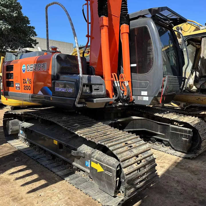 Original Japan Hitachi ZX200-3 Excavator Hitachi Excavator in Low Price for Hot Sale - מחפר סורק: תמונה 2 Original Japan Hitachi ZX200-3 Excavator Hitachi Excavator in Low Price for Hot Sale - מחפר סורק: תמונה 2