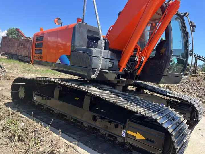 Original Japan Hitachi ZX200-5 Excavator Hitachi Excavator in Low Price for Hot Sale - מחפר סורק: תמונה 4 Original Japan Hitachi ZX200-5 Excavator Hitachi Excavator in Low Price for Hot Sale - מחפר סורק: תמונה 4