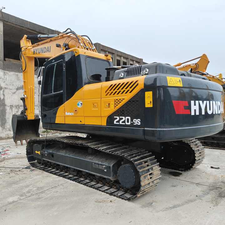 South Korea Low Price Hyundai 220lc-9s Excavator Hyundai 22ton Excavator Hot Sale - מחפר סורק: תמונה 1 South Korea Low Price Hyundai 220lc-9s Excavator Hyundai 22ton Excavator Hot Sale - מחפר סורק: תמונה 1