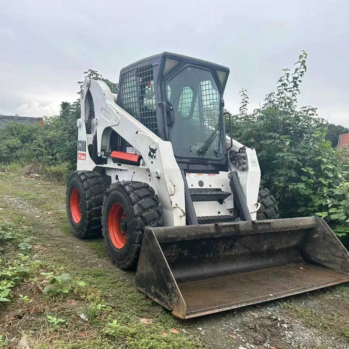 Used Bob Cat Bob Cat S300 Used Skid Steer Wheel Loader Multifunctional Track Loaders Bobcat - מעמיס היגוי החלקה: תמונה 5 Used Bob Cat Bob Cat S300 Used Skid Steer Wheel Loader Multifunctional Track Loaders Bobcat - מעמיס היגוי החלקה: תמונה 5