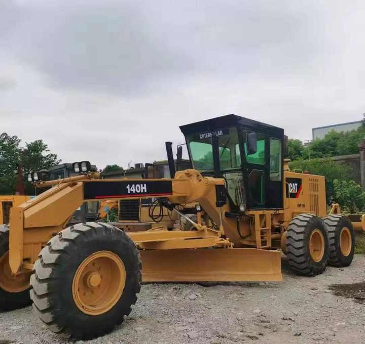 Used CAT 140H Motor Grader From Japan with Excellent Performance Caterpillar 140h in Good Condition for Sale - מפלסת: תמונה 1 Used CAT 140H Motor Grader From Japan with Excellent Performance Caterpillar 140h in Good Condition for Sale - מפלסת: תמונה 1