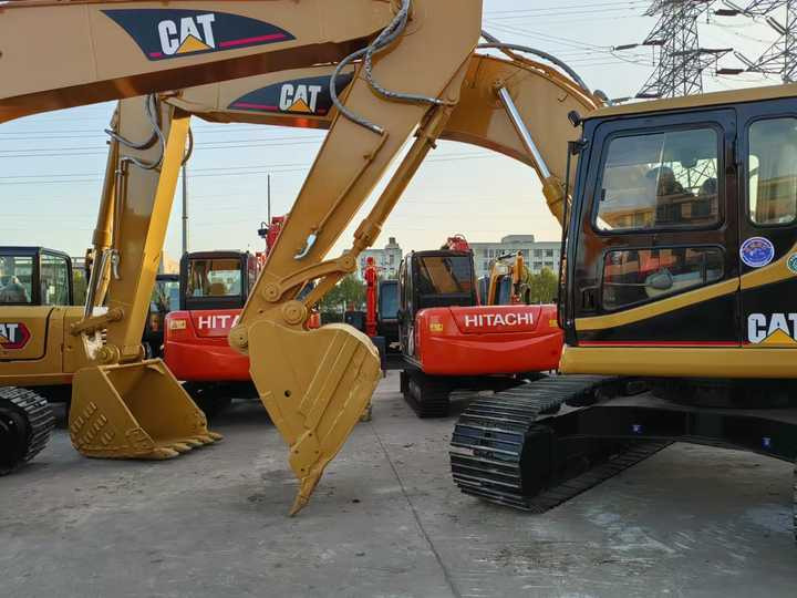 Used Cat Excavator Japan 20 Tons Digger Machinery Caterpillar CAT 320BL for Sale Cat 320B 320BL 320C 320D 320CL 320DL in Stock - מחפר סורק: תמונה 5 Used Cat Excavator Japan 20 Tons Digger Machinery Caterpillar CAT 320BL for Sale Cat 320B 320BL 320C 320D 320CL 320DL in Stock - מחפר סורק: תמונה 5