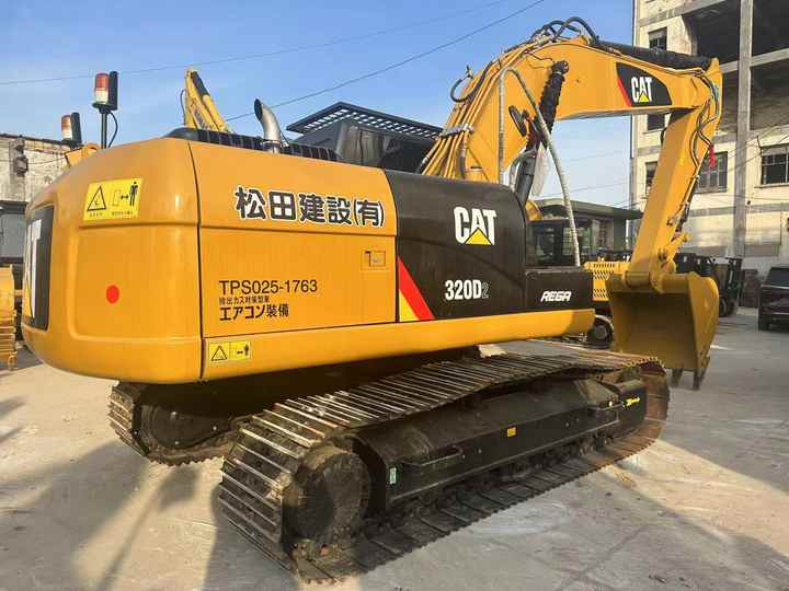 Used Caterpillar 320D Crawler Excavator in High Quality Waiting for Sale - מחפר: תמונה 5 Used Caterpillar 320D Crawler Excavator in High Quality Waiting for Sale - מחפר: תמונה 5