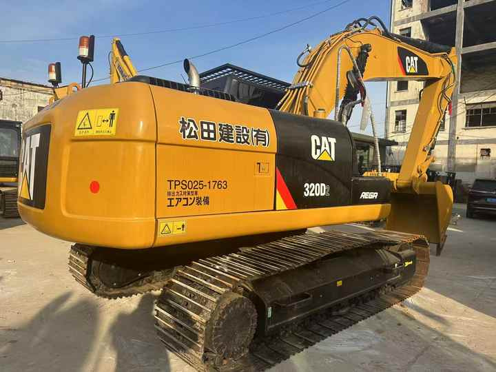 Used Caterpillar 320D Crawler Excavator in High Quality Waiting for Sale - מחפר: תמונה 4 Used Caterpillar 320D Crawler Excavator in High Quality Waiting for Sale - מחפר: תמונה 4