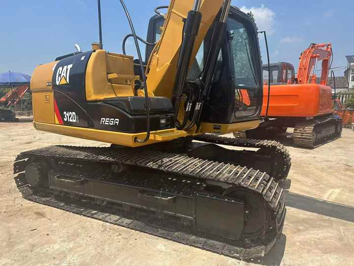Used Caterpillar Cat312D2 Excavator Original Japan Heavy Machinery Caterpillar 312D2 Excavator for Sale - מחפר סורק: תמונה 3 Used Caterpillar Cat312D2 Excavator Original Japan Heavy Machinery Caterpillar 312D2 Excavator for Sale - מחפר סורק: תמונה 3