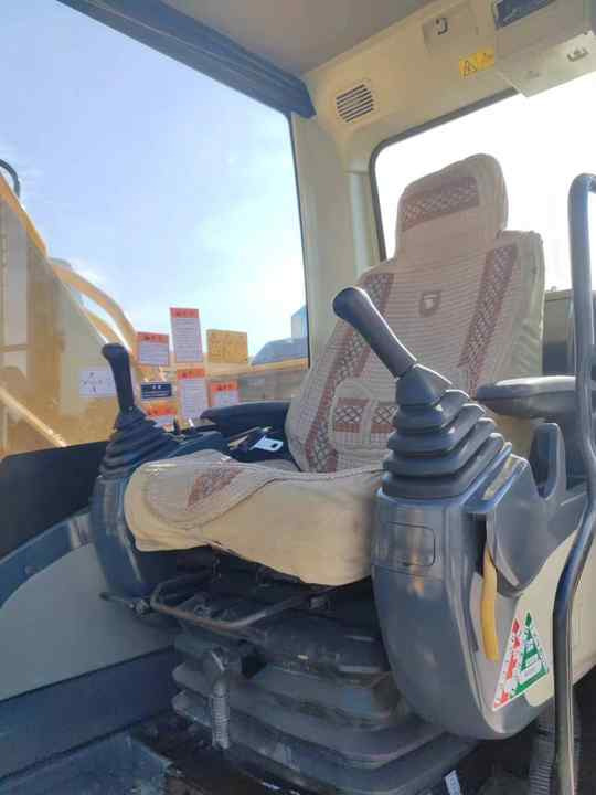 Used Crawler 315d2gc Caterpillar Excavator for Sale Used Engineering & Construction Machinery - מחפר: תמונה 3 Used Crawler 315d2gc Caterpillar Excavator for Sale Used Engineering & Construction Machinery - מחפר: תמונה 3