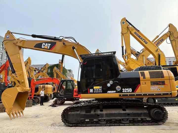 Used Digger CAT 325D Construction Machinery Construction Digger Used CAT 325D Cheap Excavator - מחפר סורק: תמונה 2 Used Digger CAT 325D Construction Machinery Construction Digger Used CAT 325D Cheap Excavator - מחפר סורק: תמונה 2