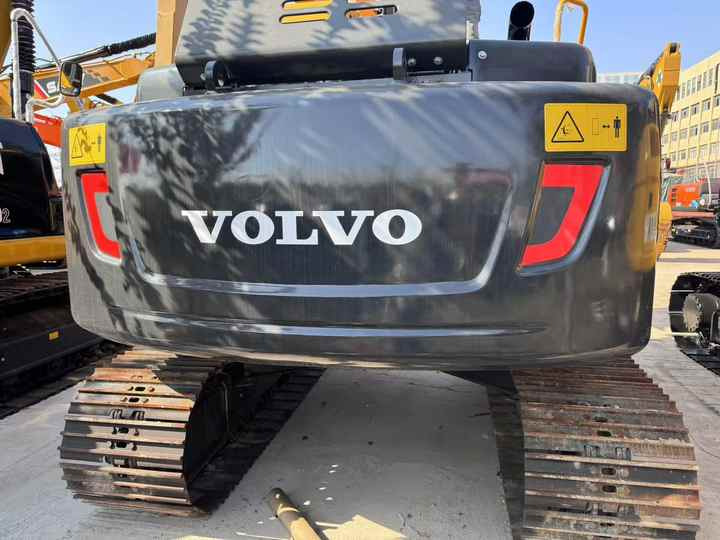 Used Digger VOLVO EC140 Construction Machinery Construction Digger Used VOLVO EC140 Cheap Excavator - מחפר סורק: תמונה 3 Used Digger VOLVO EC140 Construction Machinery Construction Digger Used VOLVO EC140 Cheap Excavator - מחפר סורק: תמונה 3