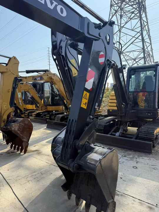 Used Digger VOLVO EC60D Construction Machinery Construction Digger Used VOLVO EC60D Cheap Excavator - מיני מחפר: תמונה 4 Used Digger VOLVO EC60D Construction Machinery Construction Digger Used VOLVO EC60D Cheap Excavator - מיני מחפר: תמונה 4