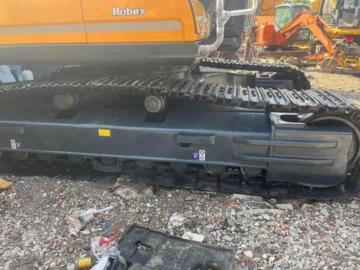 Used HYUNDAI 305LC-9T Crawler Excavator with Good Performance Hyundai30 Tons Earthmoving Machinery with Low Price On-sale - מחפר סורק: תמונה 2 Used HYUNDAI 305LC-9T Crawler Excavator with Good Performance Hyundai30 Tons Earthmoving Machinery with Low Price On-sale - מחפר סורק: תמונה 2