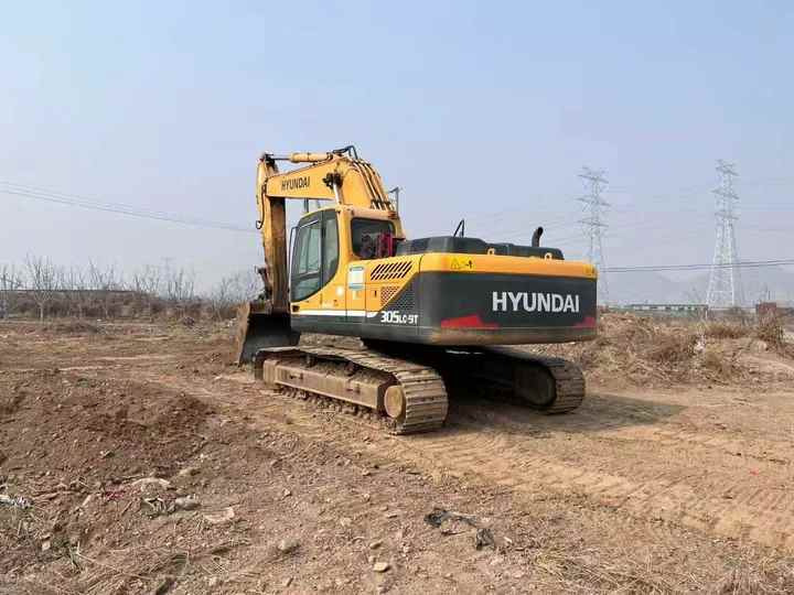 Used HYUNDAI 305LC-9T Crawler Excavator with good performance Hyundai30 tons earthmoving machinery with low price on-sale - מחפר סורק: תמונה 3 Used HYUNDAI 305LC-9T Crawler Excavator with good performance Hyundai30 tons earthmoving machinery with low price on-sale - מחפר סורק: תמונה 3