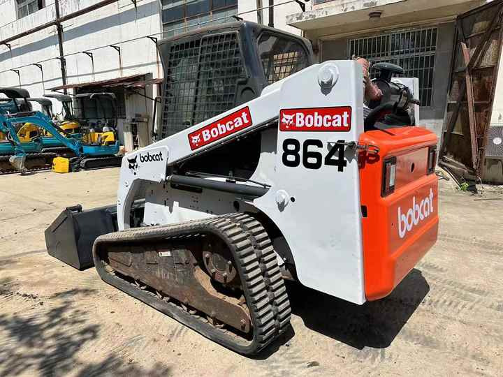 Used Heavy Construction Equipment Crawler bobcat T864 Second Hand Smaller Skid Steers Used Machine for Sale - מעמיס היגוי החלקה: תמונה 4 Used Heavy Construction Equipment Crawler bobcat T864 Second Hand Smaller Skid Steers Used Machine for Sale - מעמיס היגוי החלקה: תמונה 4