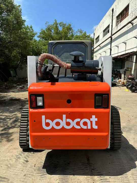 Used Heavy Construction Equipment Crawler bobcat T864 Second Hand Smaller Skid Steers Used Machine for Sale - מעמיס היגוי החלקה: תמונה 3 Used Heavy Construction Equipment Crawler bobcat T864 Second Hand Smaller Skid Steers Used Machine for Sale - מעמיס היגוי החלקה: תמונה 3