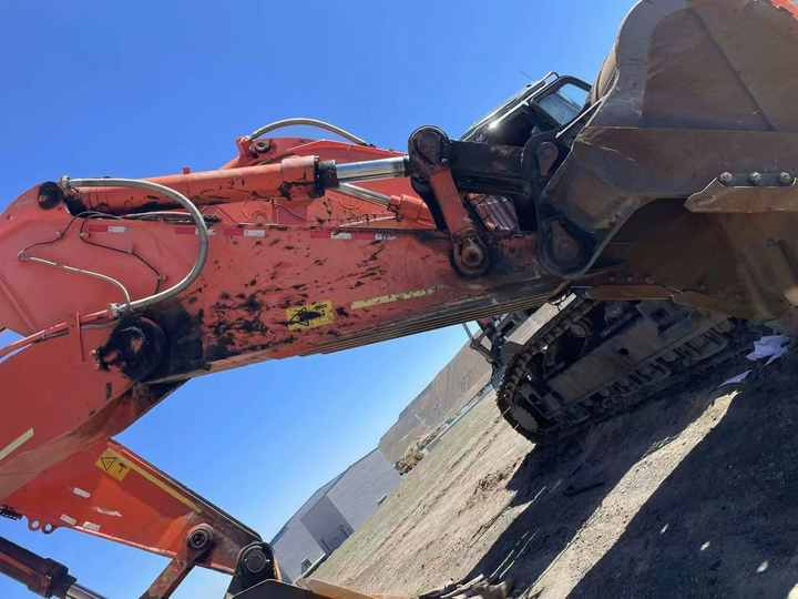 Used Hitachi ZX890-5A Excavator Condition Good Running Working Condition Japanese Brand Hitachi 890-5A Excavator for Sale - מחפר סורק: תמונה 4 Used Hitachi ZX890-5A Excavator Condition Good Running Working Condition Japanese Brand Hitachi 890-5A Excavator for Sale - מחפר סורק: תמונה 4