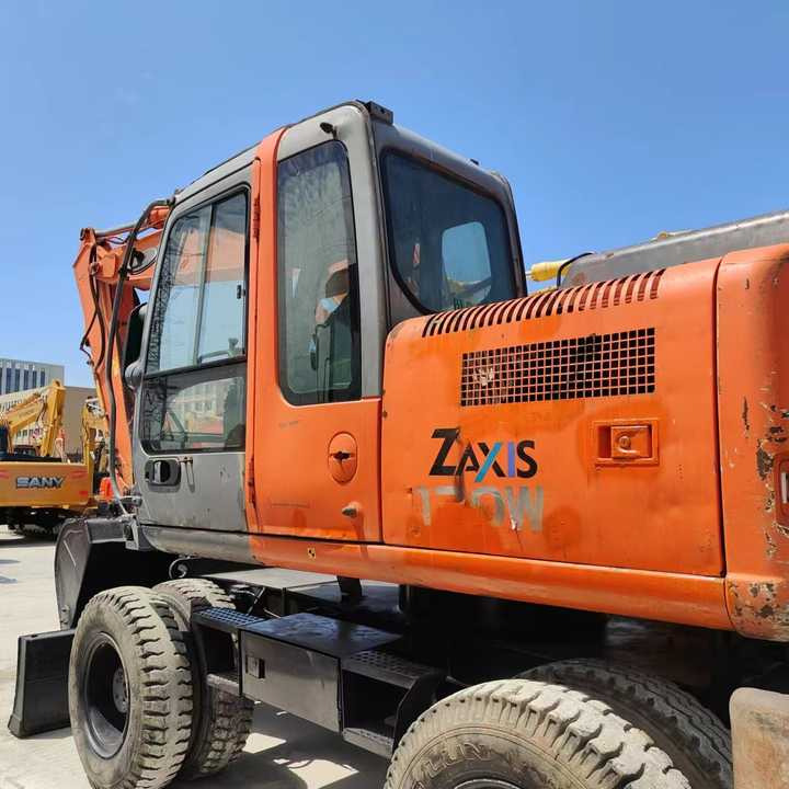 Used Japan Original Brand Hitachi Zx 130w Wheel Excavator Hitachi Zx120 130 200 Excavator for Sale - מחפר: תמונה 3 Used Japan Original Brand Hitachi Zx 130w Wheel Excavator Hitachi Zx120 130 200 Excavator for Sale - מחפר: תמונה 3