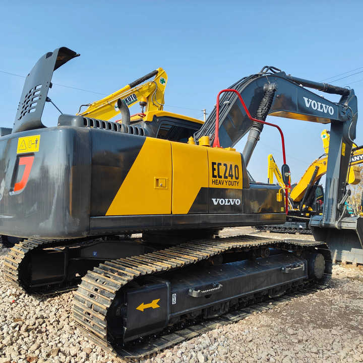 Used VOLVO EC240 Excavator for Sale with Good Performance and Low Price Powerful Construction Machinery for Sale - מחפר: תמונה 1 Used VOLVO EC240 Excavator for Sale with Good Performance and Low Price Powerful Construction Machinery for Sale - מחפר: תמונה 1