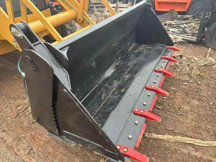 Used Wheel Loader CAT420F Caterpillar 420F Mini Construction Machinery Mini Wheel Skid Steer Loader in Stock - מחפרון: תמונה 5 Used Wheel Loader CAT420F Caterpillar 420F Mini Construction Machinery Mini Wheel Skid Steer Loader in Stock - מחפרון: תמונה 5