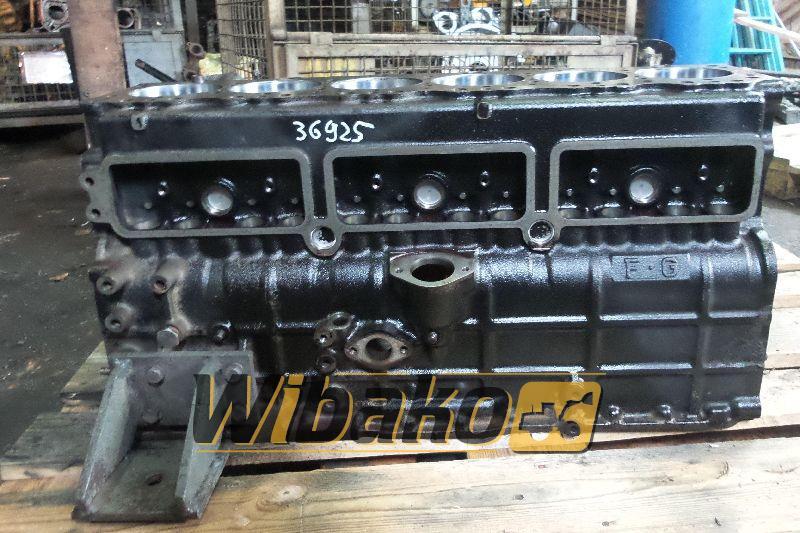 Block Engine / Motor Isuzu A-6BG1TQB 978025 - בלוק צילינדר עבור מכונת בנייה: תמונה 1 Block Engine / Motor Isuzu A-6BG1TQB 978025 - בלוק צילינדר עבור מכונת בנייה: תמונה 1