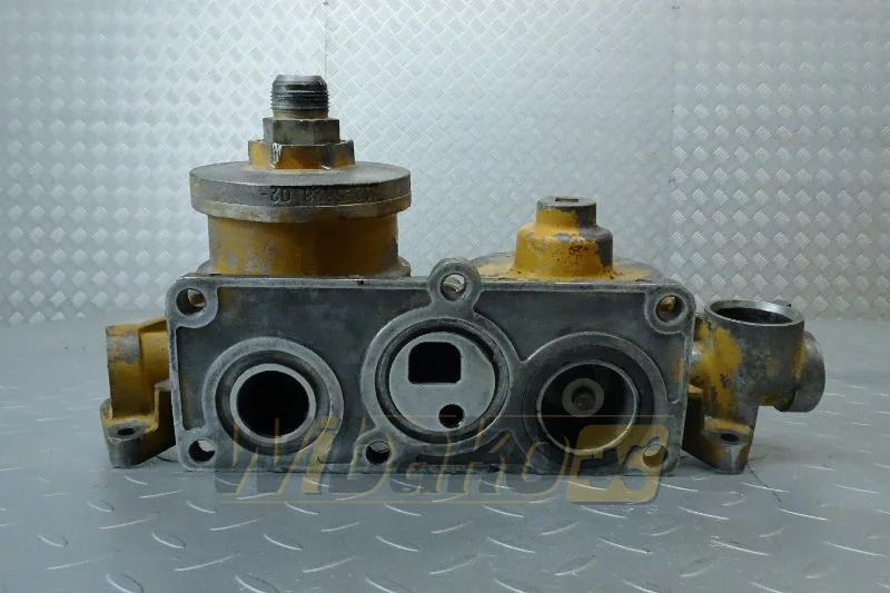 Caterpillar 166-1329 - מסנן שמן עבור מכונת בנייה: תמונה 1 Caterpillar 166-1329 - מסנן שמן עבור מכונת בנייה: תמונה 1
