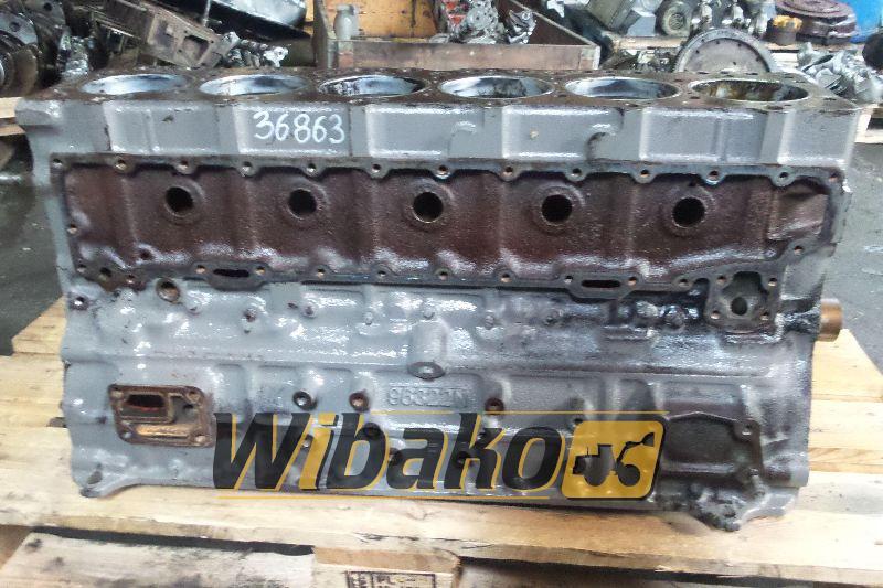 Crankcase Isuzu 6BD1TLE-05 96322N - בית ארכובה עבור מכונת בנייה: תמונה 1 Crankcase Isuzu 6BD1TLE-05 96322N - בית ארכובה עבור מכונת בנייה: תמונה 1